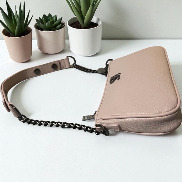 Steve Madden BHAYLEY Chain Pink Shoulder Bag Purse Womens Handbag - Picture 6 of 12